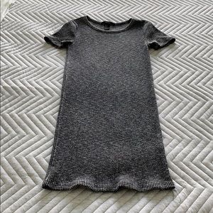 Ribbed short sleeve dress